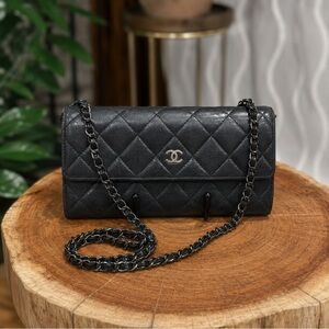 CHANEL Black Quilted Lambskin Wallet with Chain